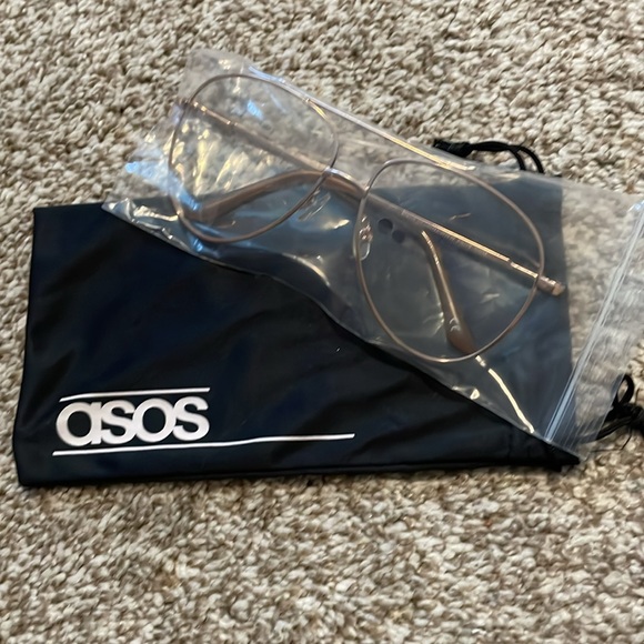 Clear Aviator Asos Glasses - Picture 4 of 17